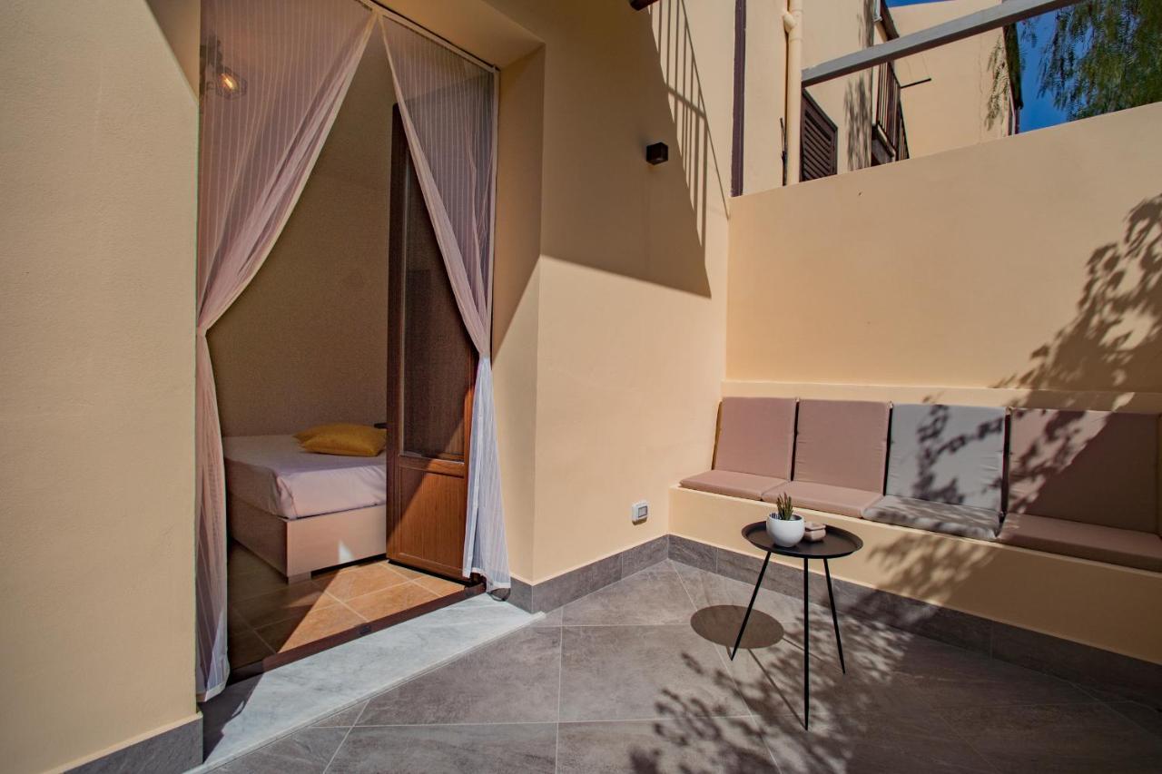 Pater Meus Suites Чефалу Экстерьер фото