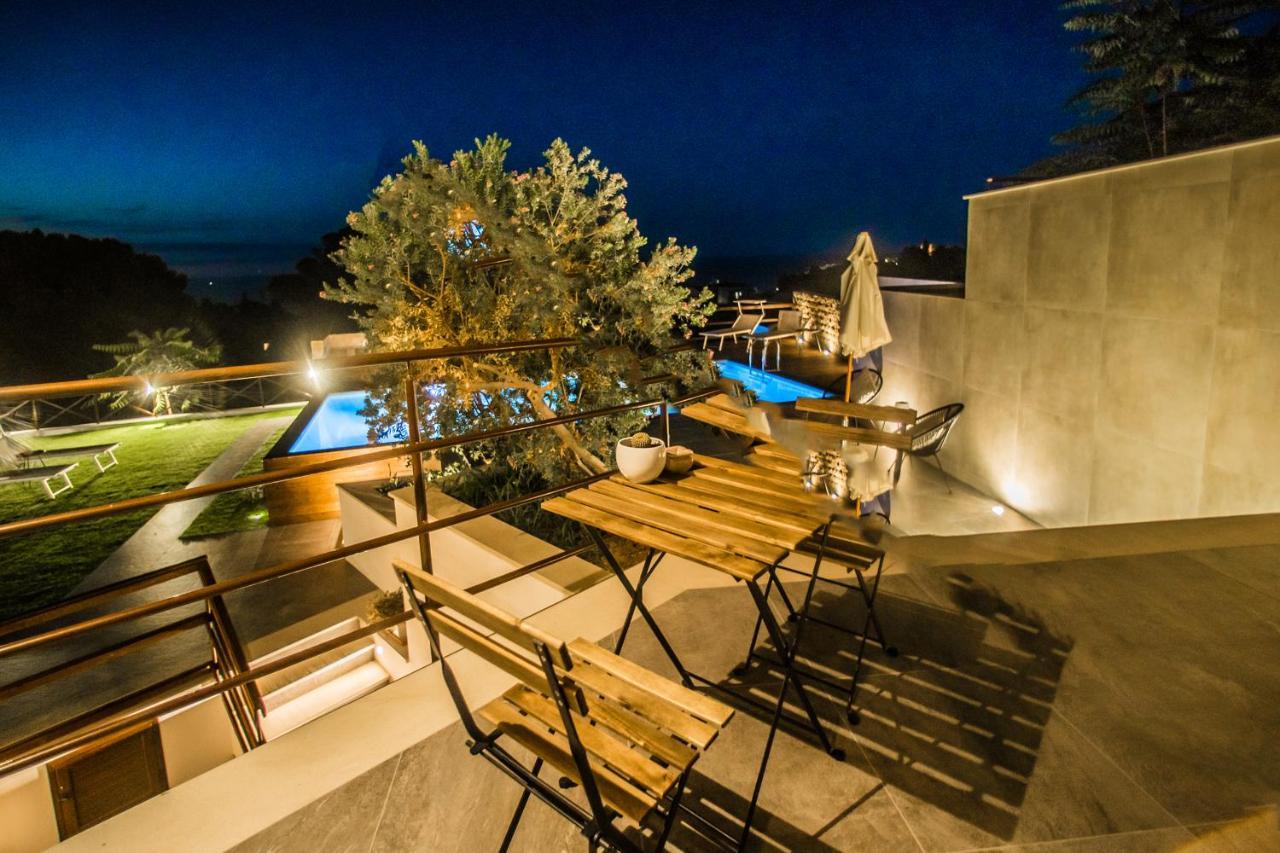 Pater Meus Suites Чефалу Экстерьер фото